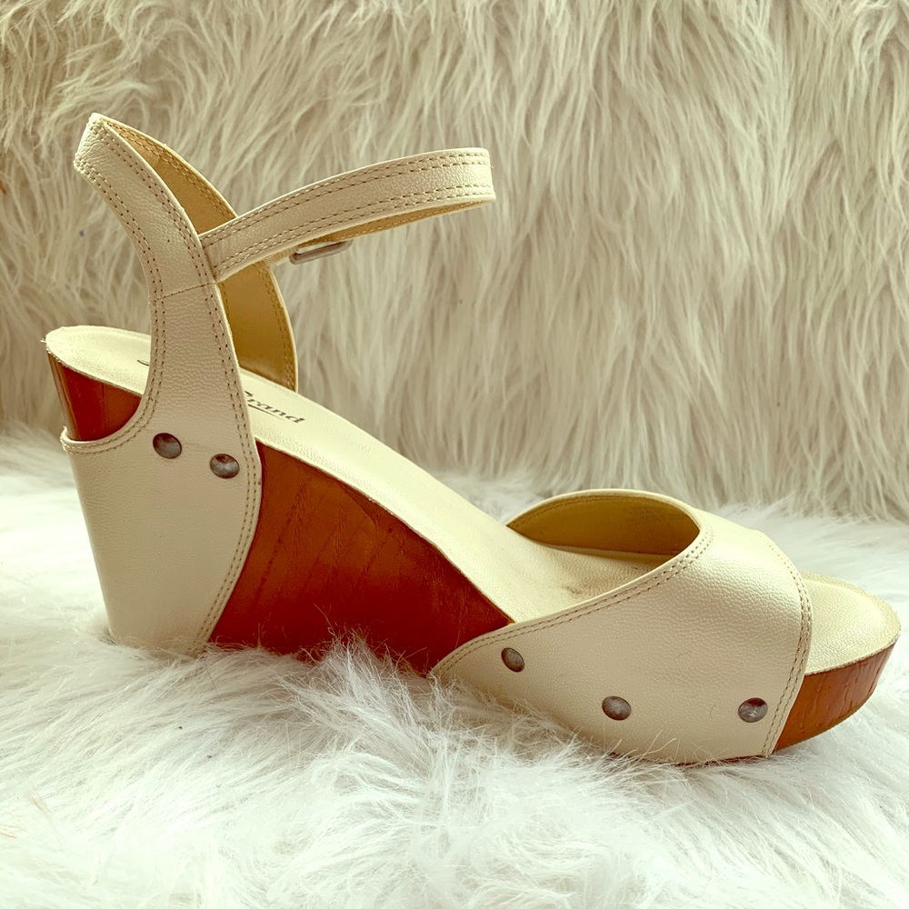 Wooden Wedge Sandals